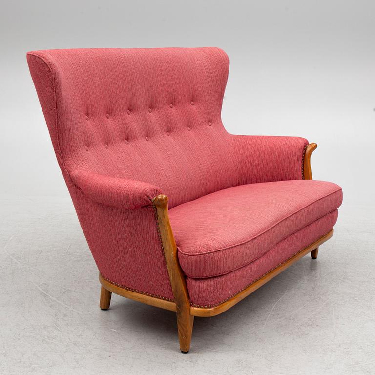 Gustaf Allert, a 1940's sofa.