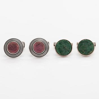 Börje Rajalin, Two pairs of stelring silver cufflinks with green marble and rhodonite. Kalevala Koru, Helsinki.