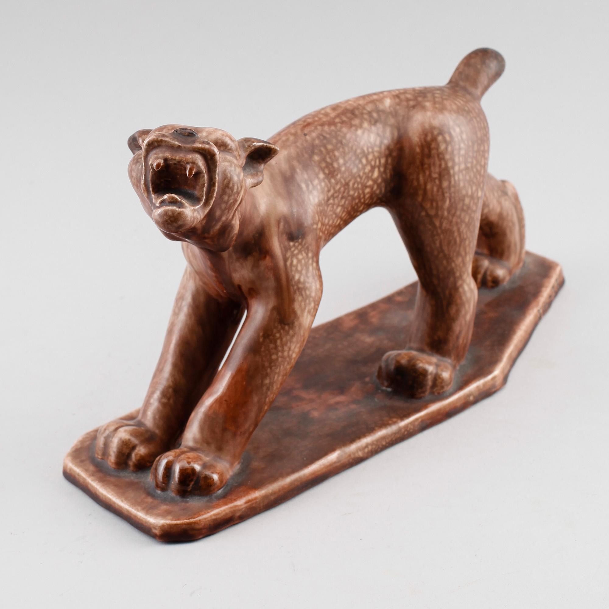 JOSEF MANUEL, skulptur, porslin, monogramsignerad och daterad -35.