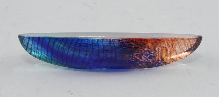 OBJEKT, glas, Bertil Vallien, Kosta Boda, sent 1900-tal.