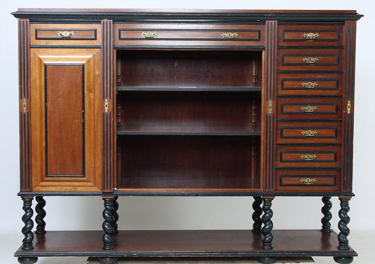 BOKHYLLA, nyrenässans, 1800-talets sista del.