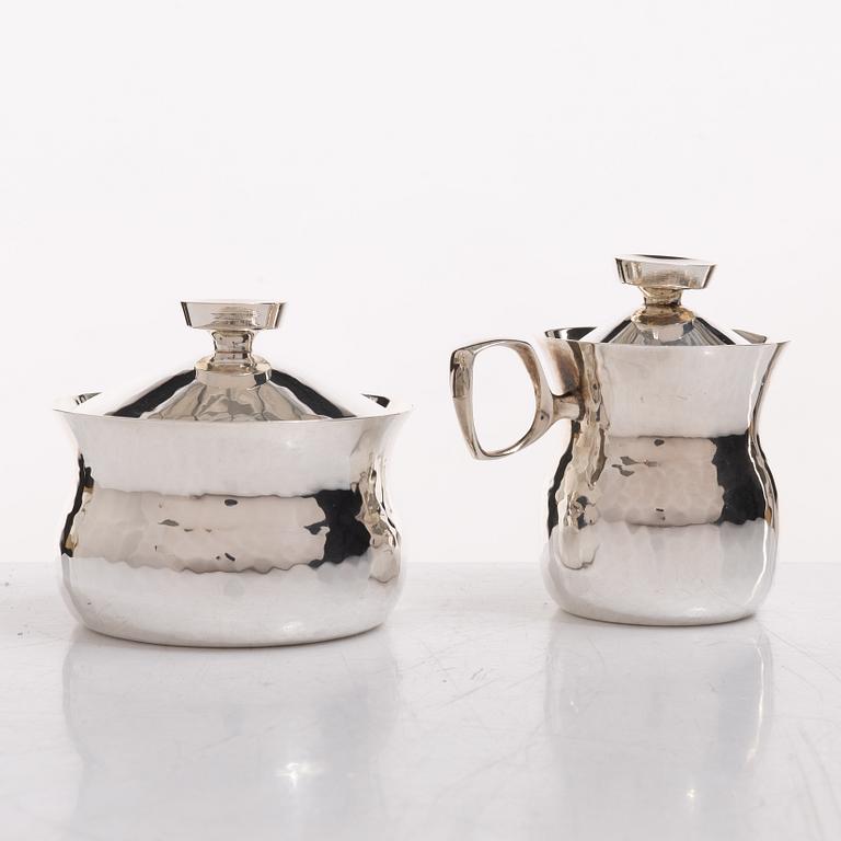 Markströms Guldsmeds Ab, A Swedish silver cream jug, sugar bowl and tray, Uppsala 1970.