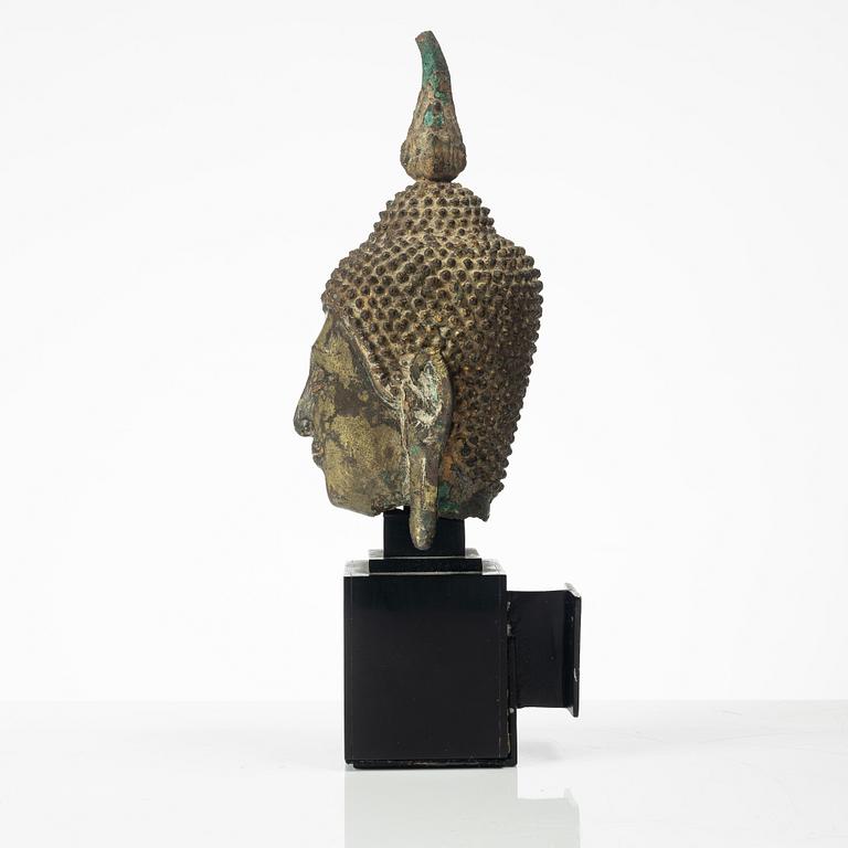 A head of a Buddha, Thailand, 19th century.