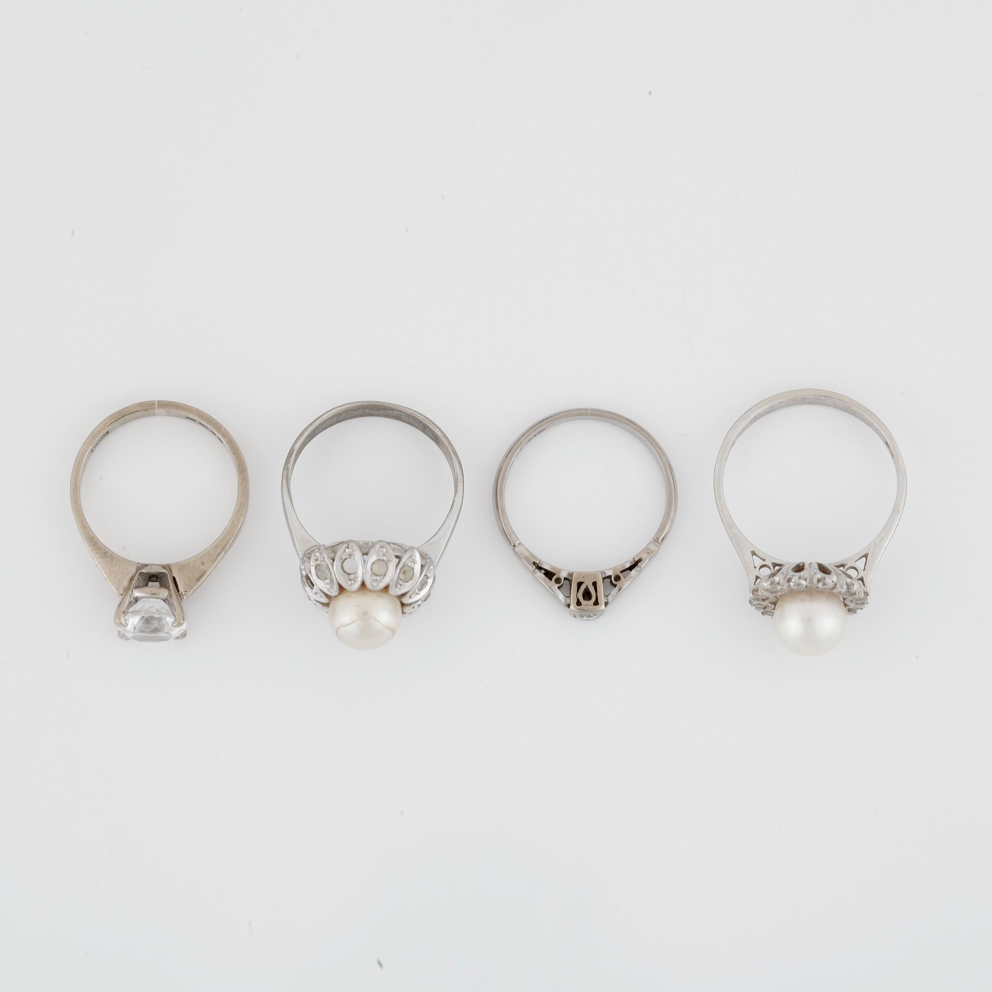 RINGAR, 4st, 18k vitguld. Totalvikt 13g.