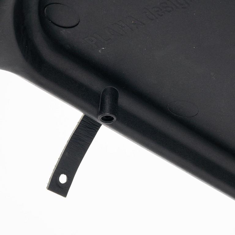 Lucidi Pevere, fout 'Plana' chairs, Kristalia, 2009.