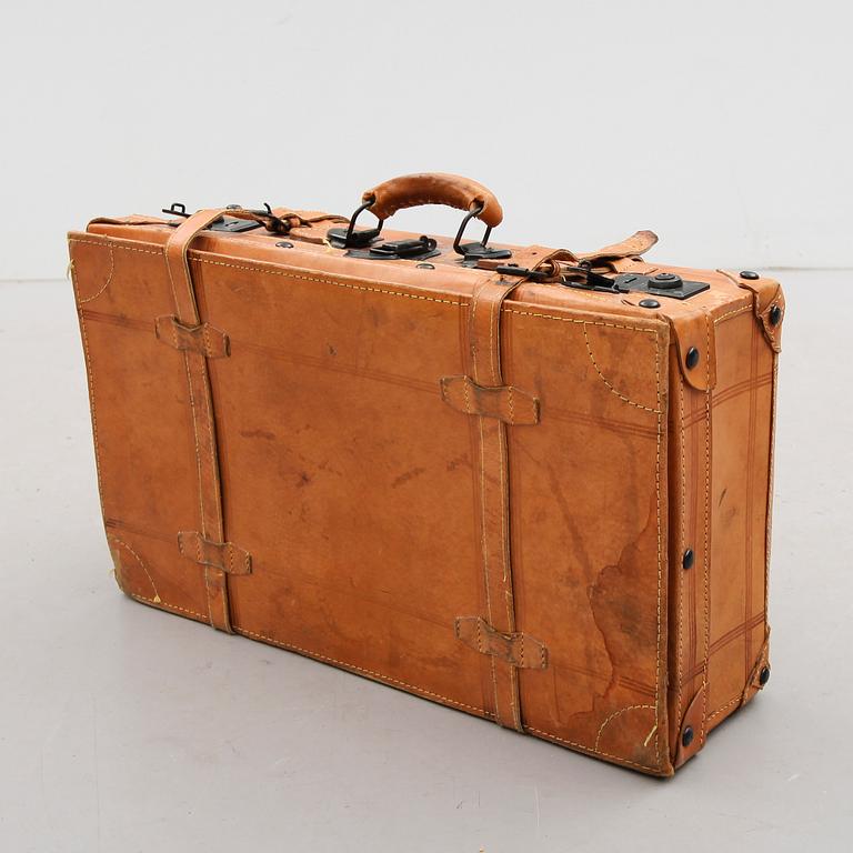 RESVÄSKA, 1900-talets mitt.