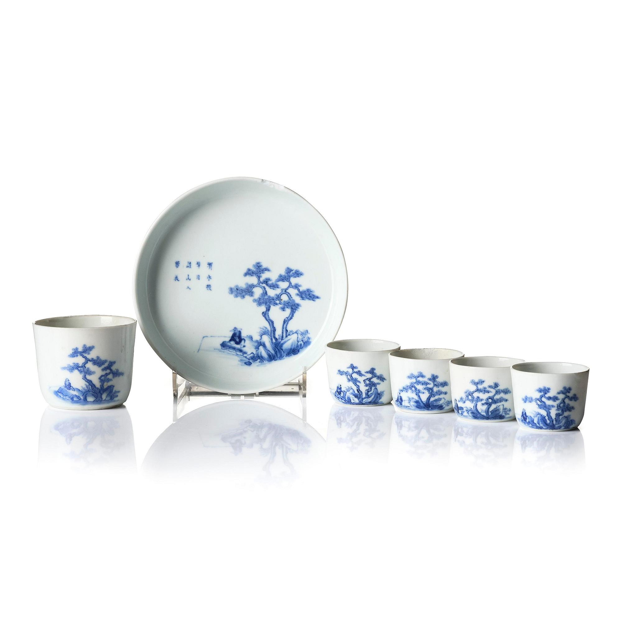 A set of five blue and white cups and a saucer, Qing dynasty, 19th century for the Vietnamese market.
