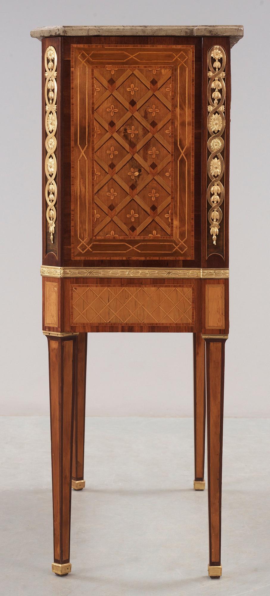 SEKRETÄR. Tillskriven Fredrich Iwersson (mästare i Stockholm 1780-1801). Gustaviansk.