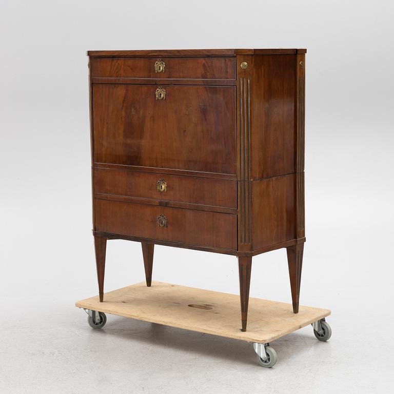 Secretaire, late Gustavian, first half of the 19th century.