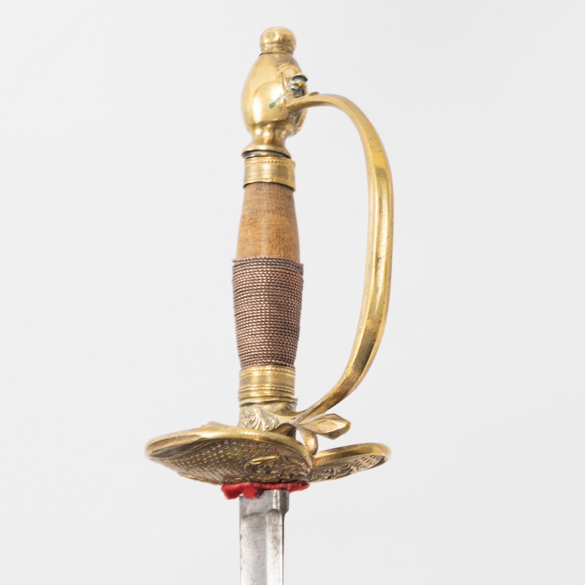 Värja svensk, för infanteriofficer, 1800-talets första hälft.