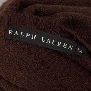 A cashmere poncho by Ralph Lauren in size M/L.