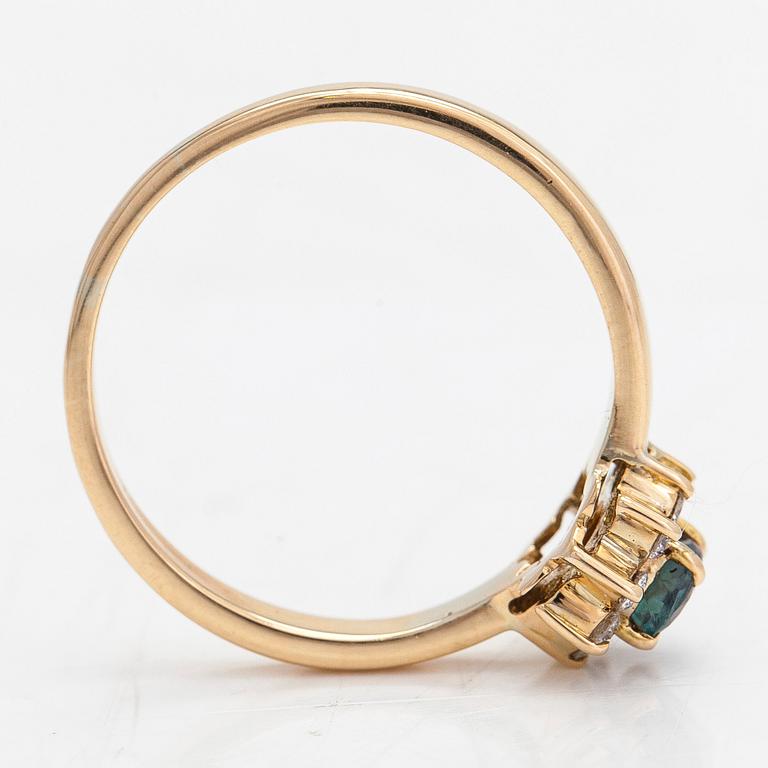 Ring, 18K guld, alexandrit och diamanter ca 0.20 ct tot.