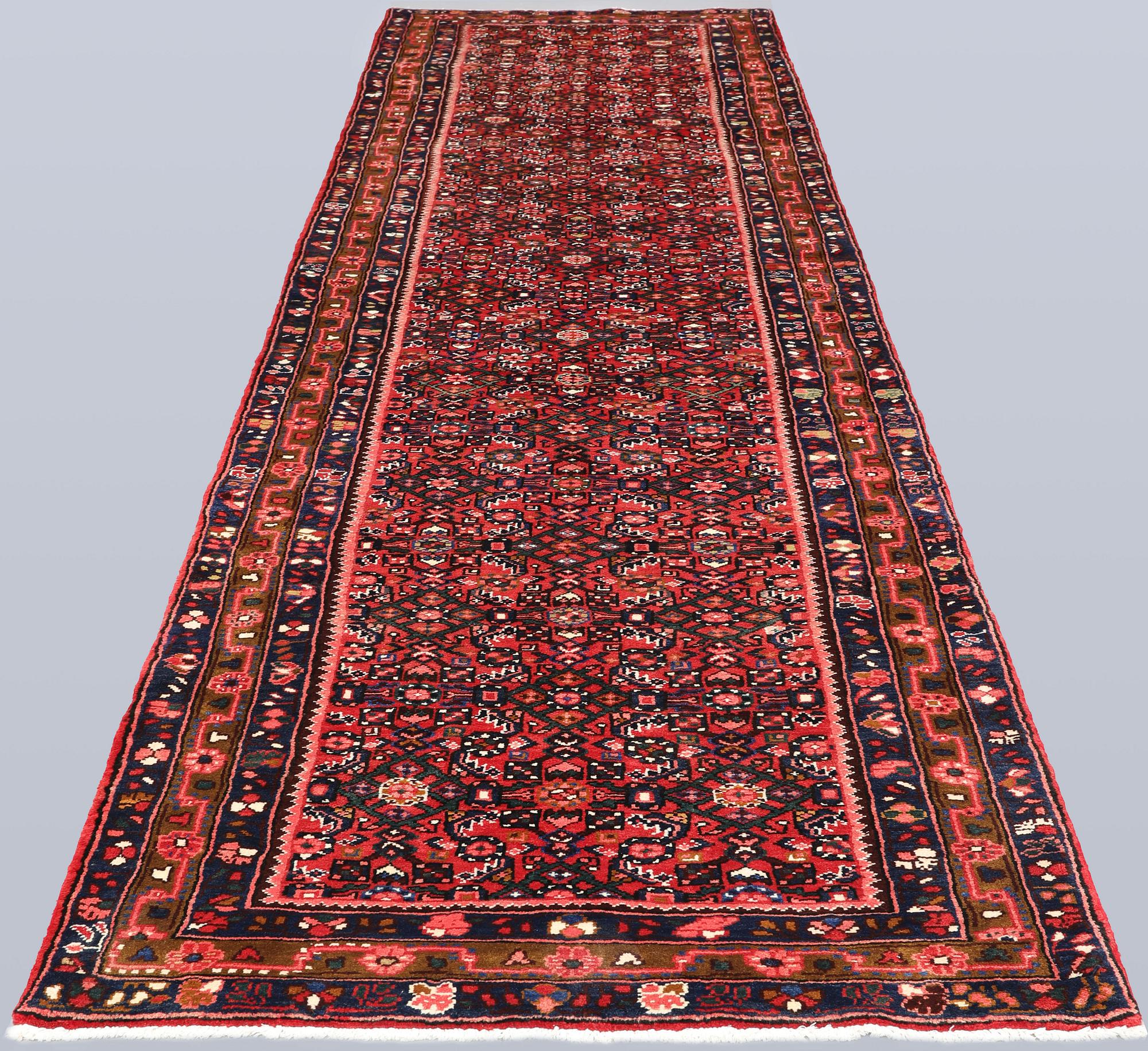 Gallerimatta, Hosseinabad, ca 445 x 115 cm.