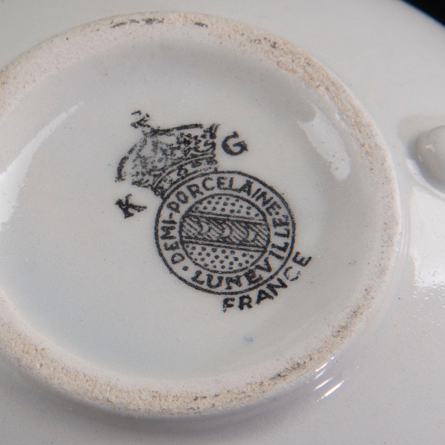 TESERVIS, 17 delar, flintgods, Luneville Porcelain, Frankrike 1900-talets senare hälft.