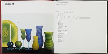 A lot of eleven books regarding Kosta and Kosta Boda glasbruk.