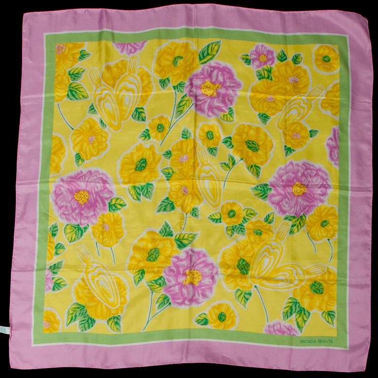 SCARF, Escada.