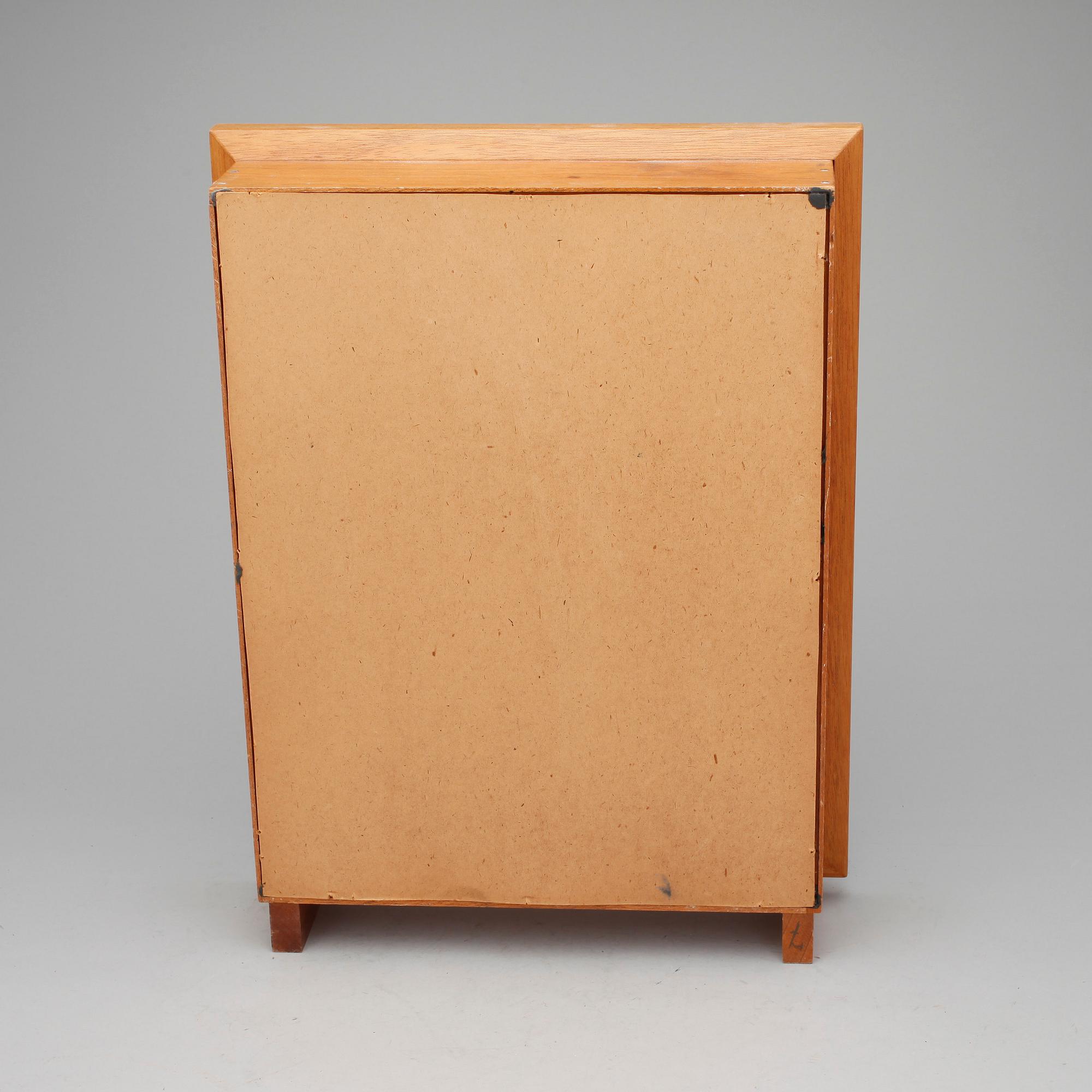 VITRINSKÅP / MONTERSKÅP, 1900-talets andra hälft.