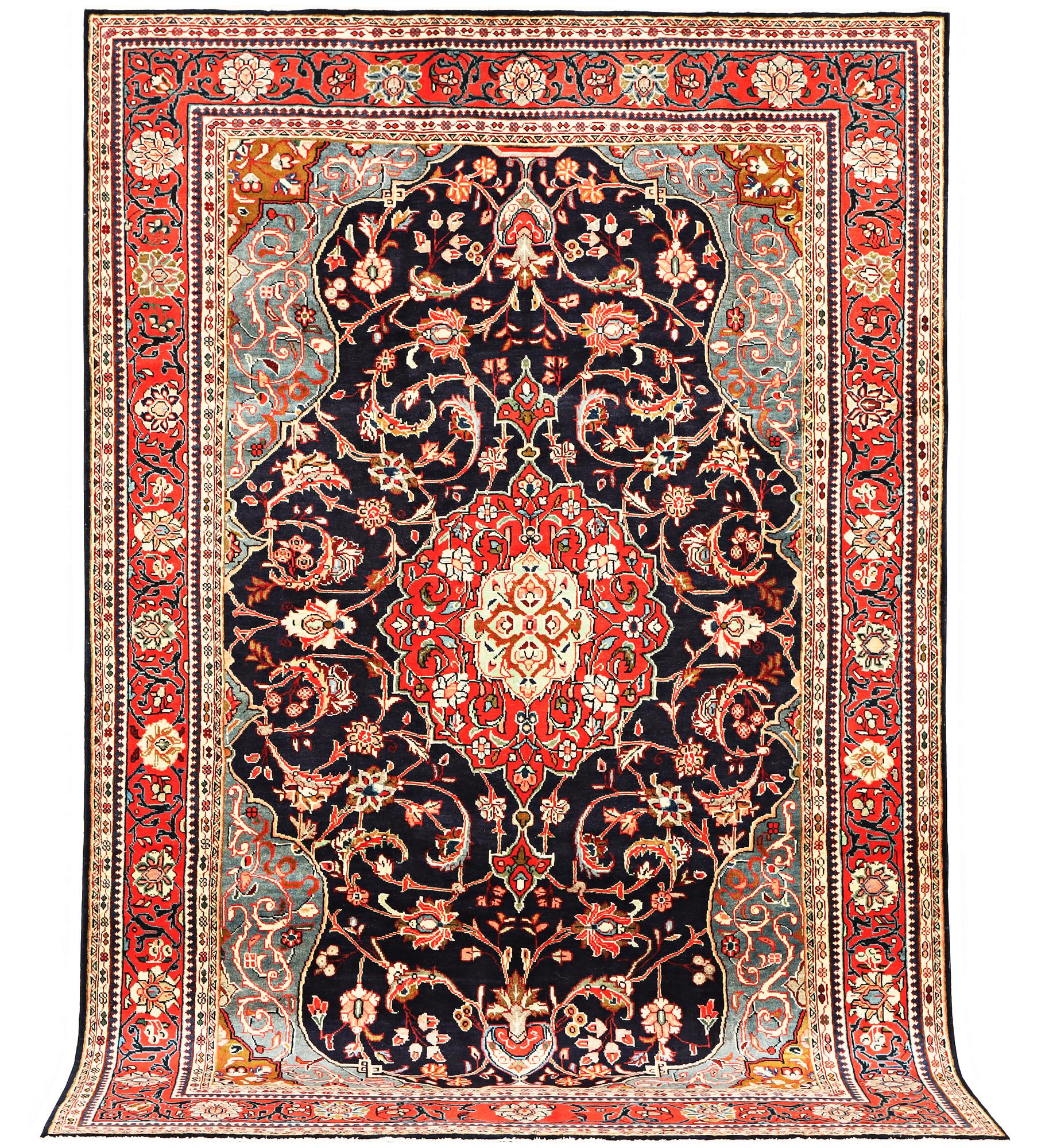 Matta, Najafabad, ca. 333 x 218 cm.