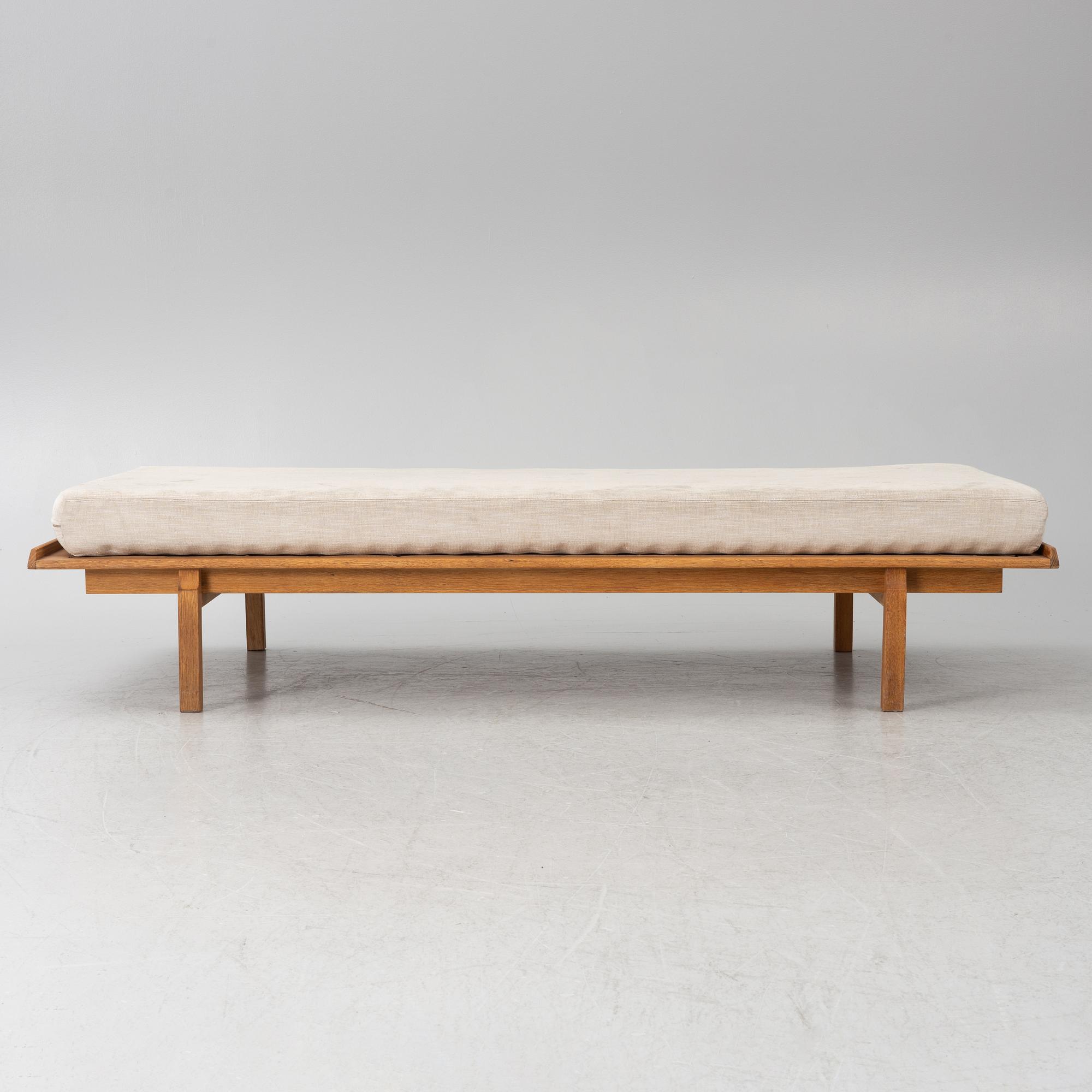 Marian Grabinski attributed daybed "Balbo" IKEA mid-20th century.