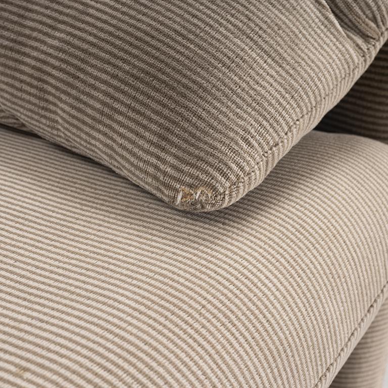 Vico Magistretti, soffa "Maralunga", Cassina, modellen formgiven 1973.