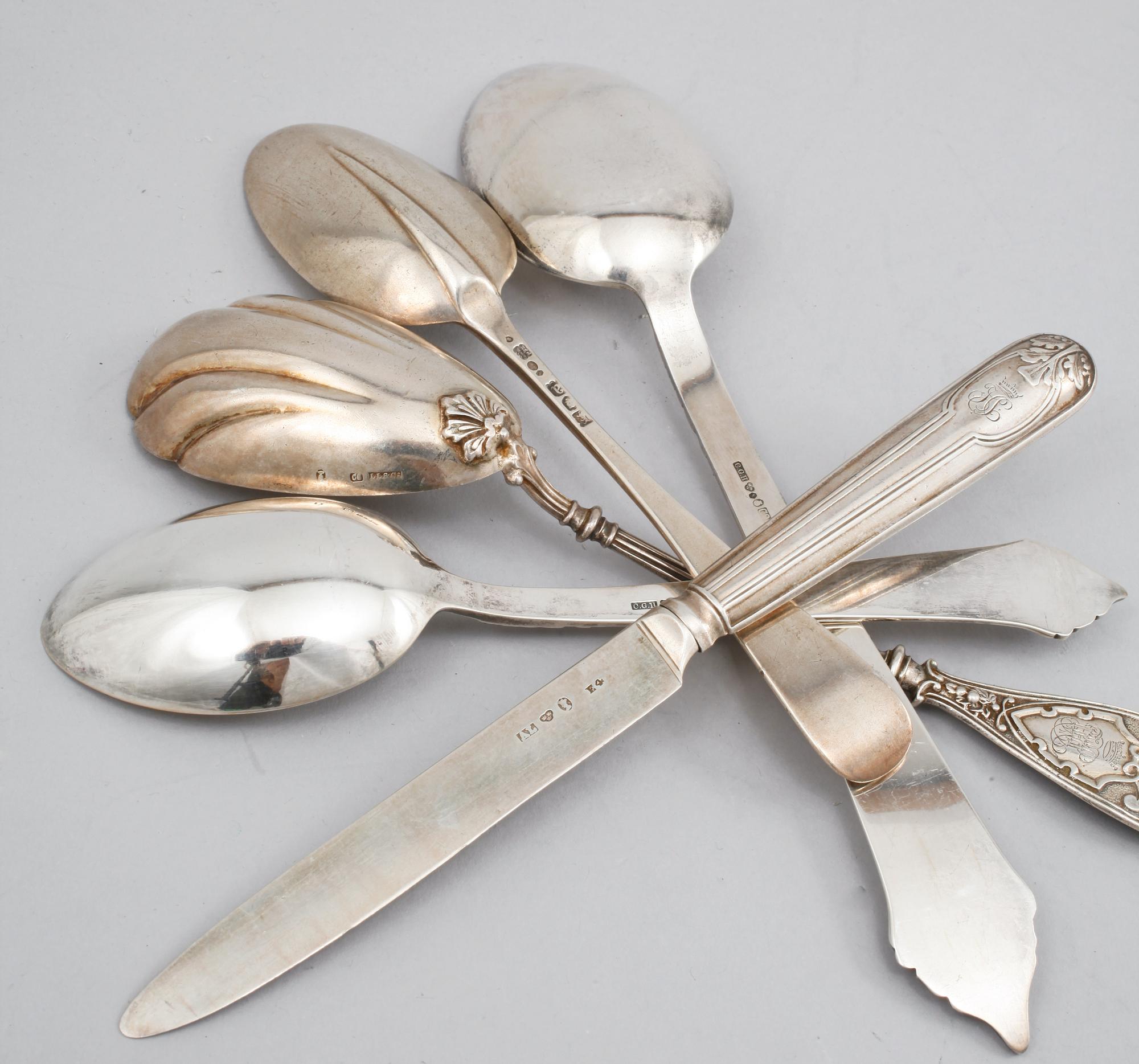 PARTI SILVER, 13 delar, bl a Anders Lundqvist, Stockholm, 1835. Vikt 620 gram.