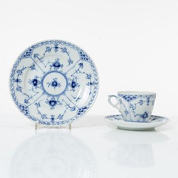 Royal Copenhagen, "Musselmalet", coffee service, 38 pieces, porcelain, full and half lace.
