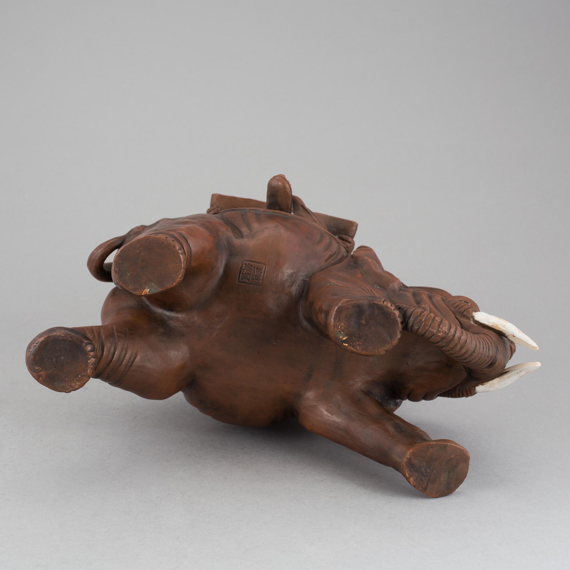 SKULPTUR, lergods, Japan, 1800/1900-tal.