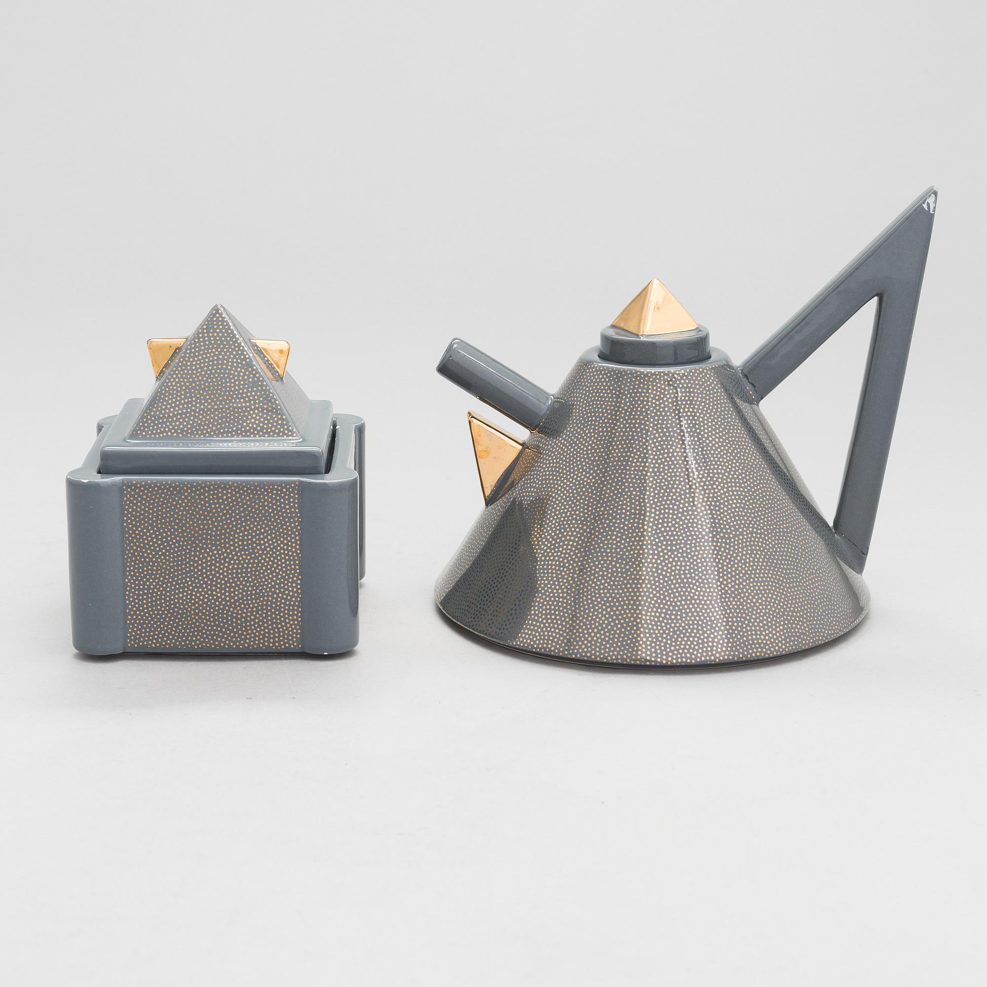 Matteo Thun, A 1980's porcelain 'Nefertiti' teapot and sugar bowl for Memphis, Bitossi, Montelupo Fiorentino, Italy.