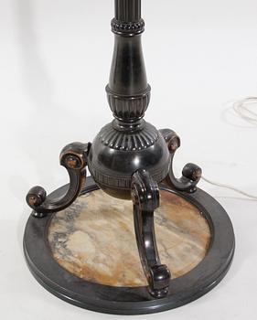 GOLVARMATUR, patinerad metall och marmor, 1920/30-tal.