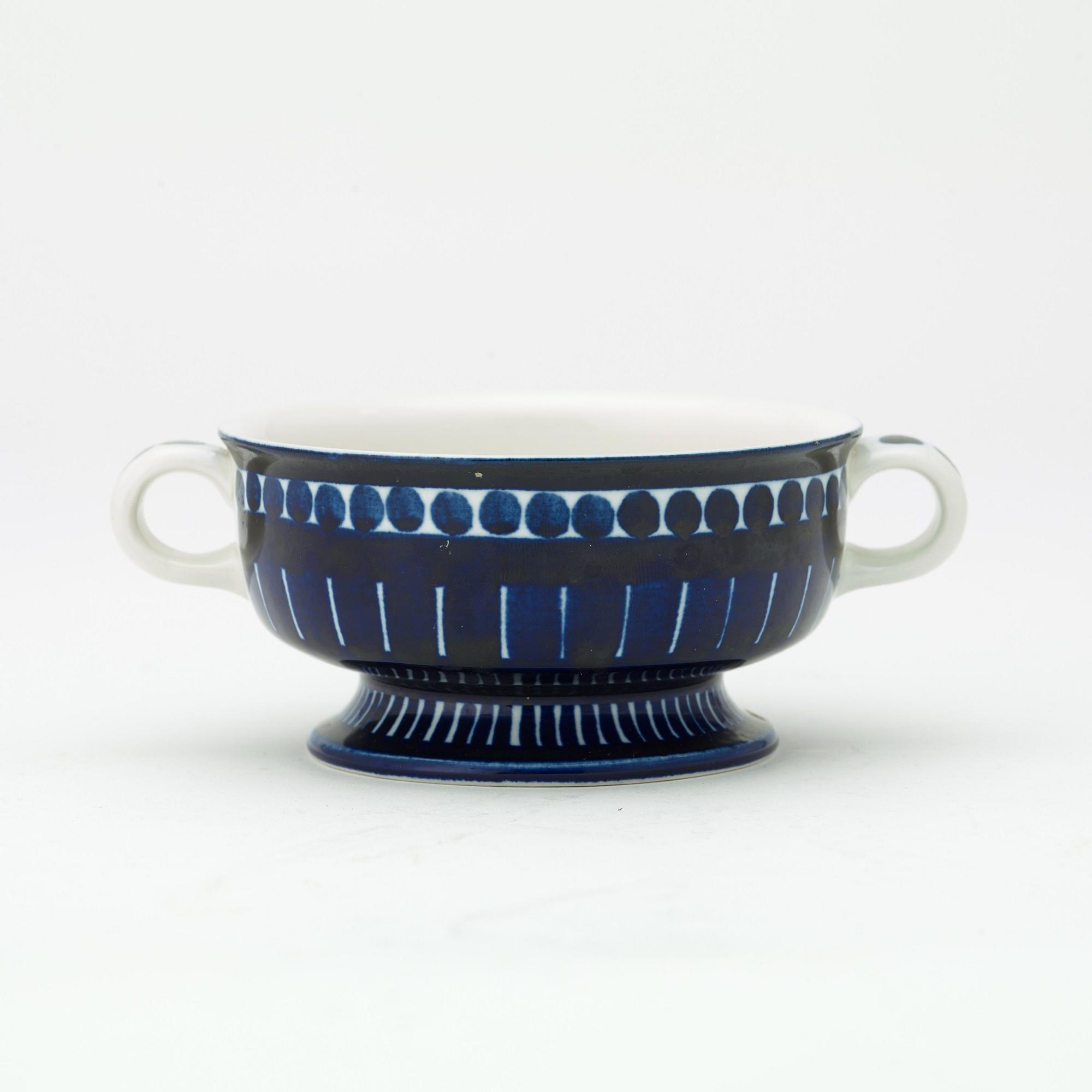 Ulla Procopé, a 65 pcs dinner service, "Valencia", Arabia, Finland.