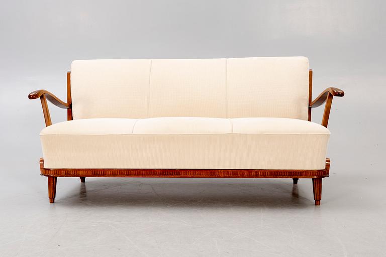 A Svante Skogh 1940s sofa Förenade möbelfabrikerna Linköping.