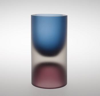 Tapio Wirkkala, A VASE, 3584, 3894.