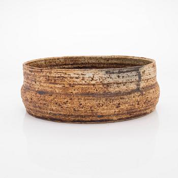 Raija Tuumi, skål, chamotterat stengods, signerad RT ARABIA 1970.