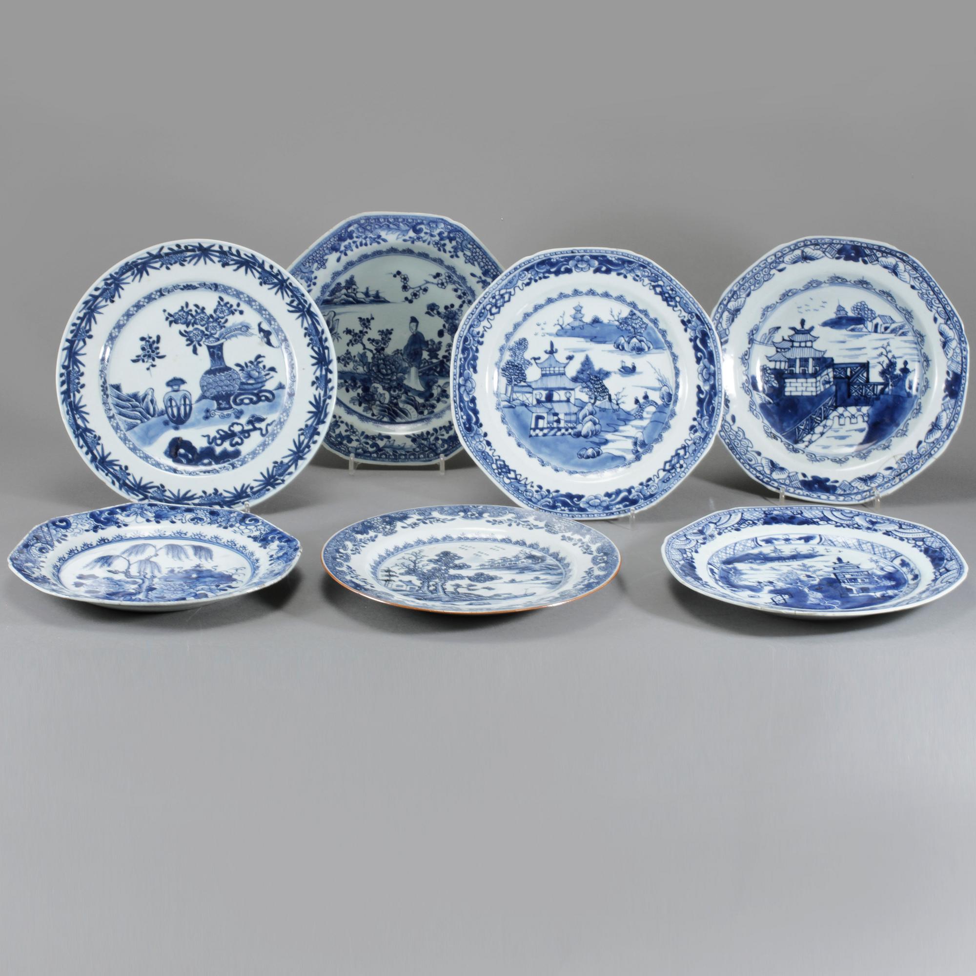 TALLRIKAR, 7 st, porslin, Kina, 1700-tal.