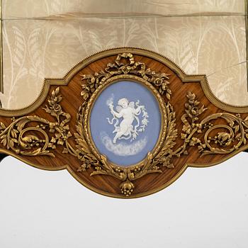 Display cabinet, Louis XV style, ca 1890-1910.