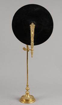 BORDSSPEGEL/LJUSPLÅT, nyrenässans, 1800-tal.