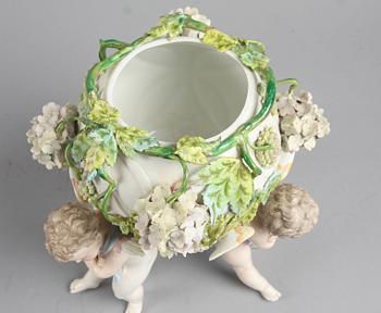 UPPSATSSKÅL, porslin, 1900-tal.