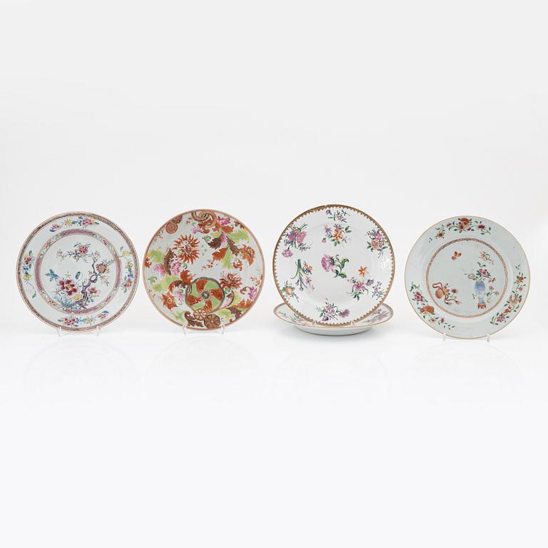 A set of five famille rose plates, Qing dynasty, 18th Century.