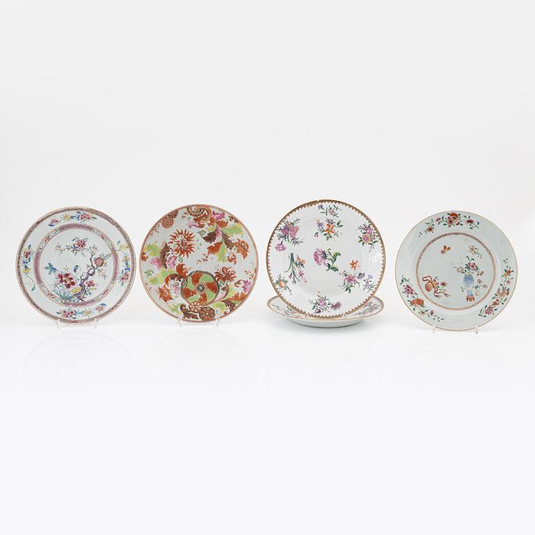 A set of five famille rose plates, Qing dynasty, 18th Century.