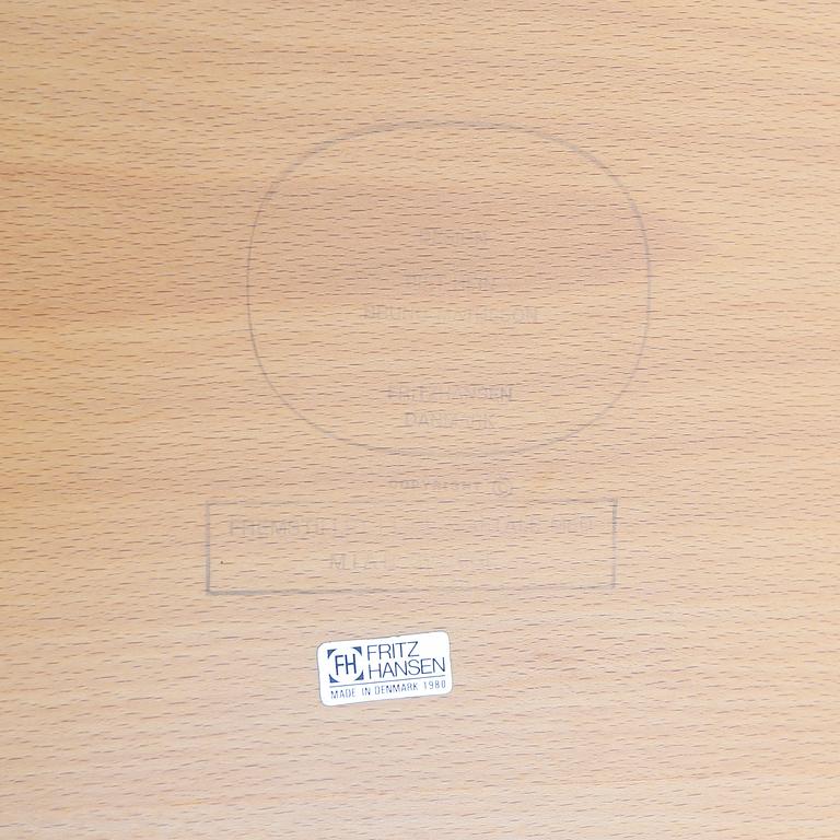 MATBORD, "Superelips", design Piet Hein & Bruno Mathsson, för Fritz Hansen, 1980.