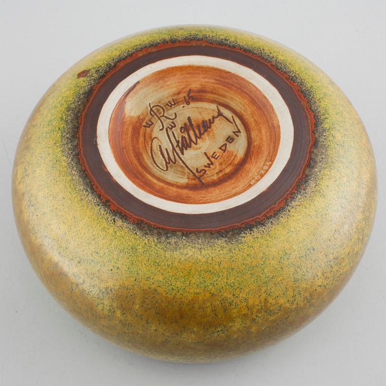 Unique stoneware bowl by CARL-HARRY STÅLHANE, Rörstrand, signed and dated -65.