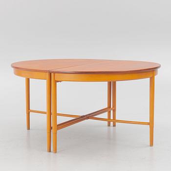 Kerstin Hörlin-Holmquist, a dining table, Nordiska Kompaniet, Sweden, mid 20th Century.