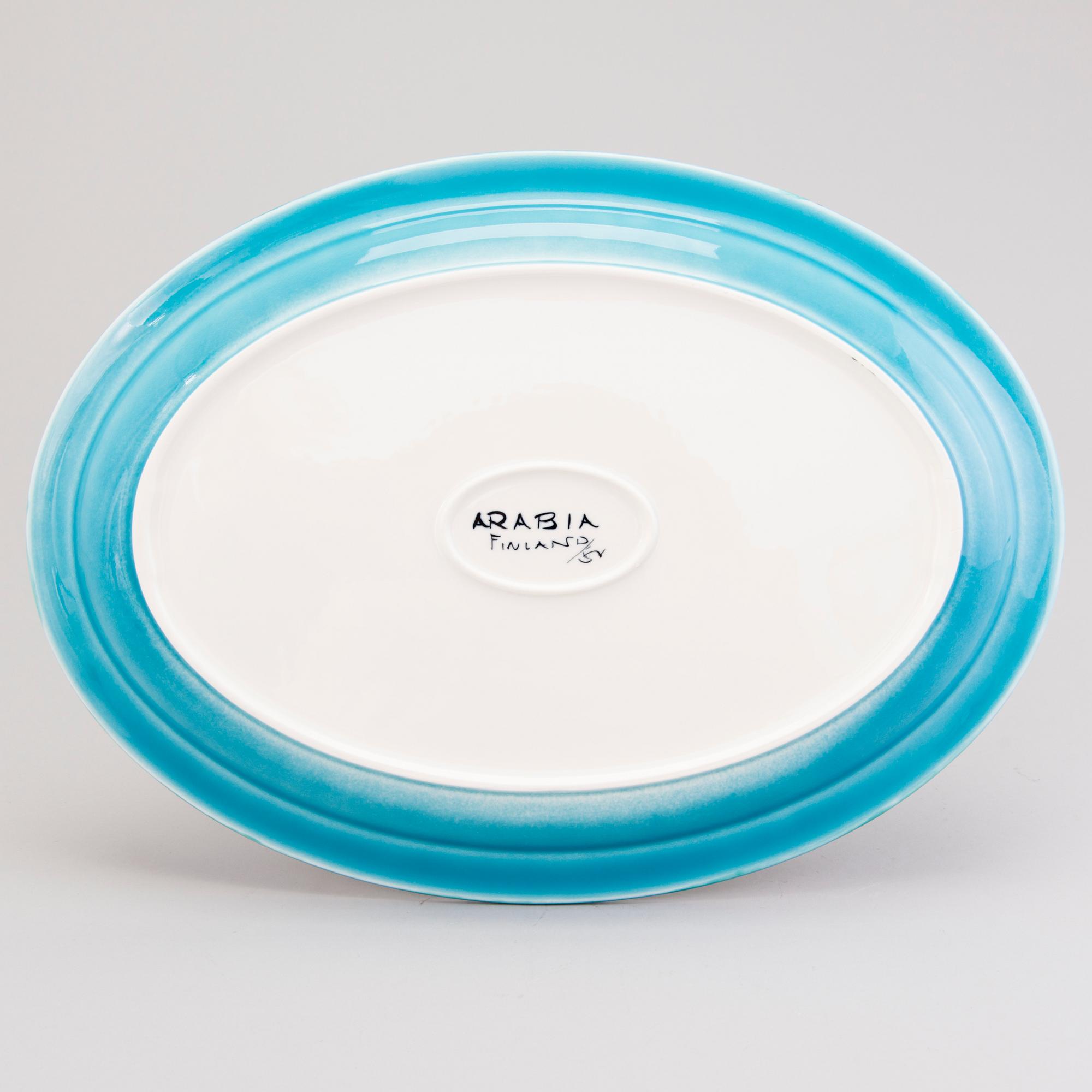DORRIT VON FIEANDT, A ceramic dish, signed with monogram, Arabia Finland.