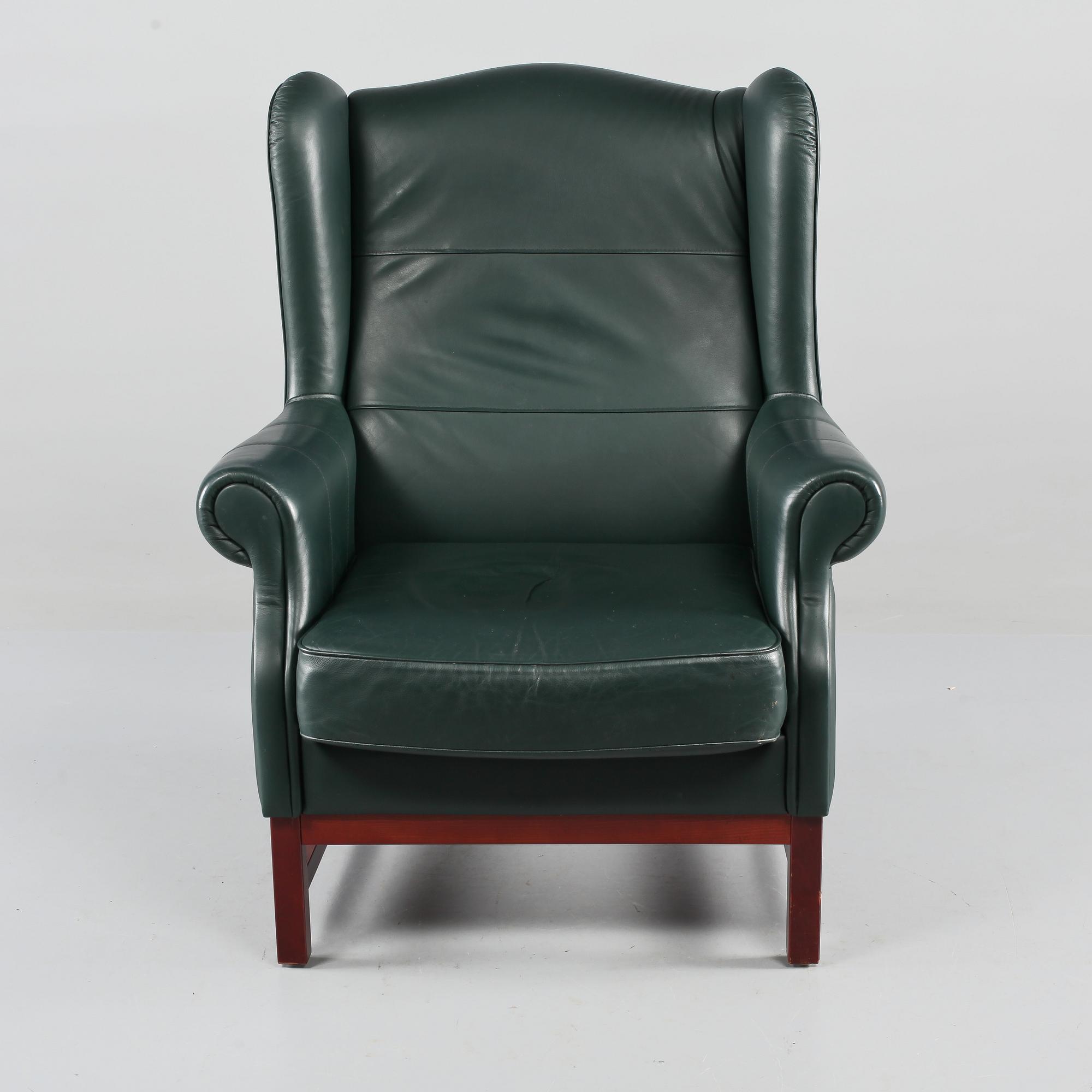 ÖRONLAPPSFÅTÖLJ, 1900-talets andra hälft.