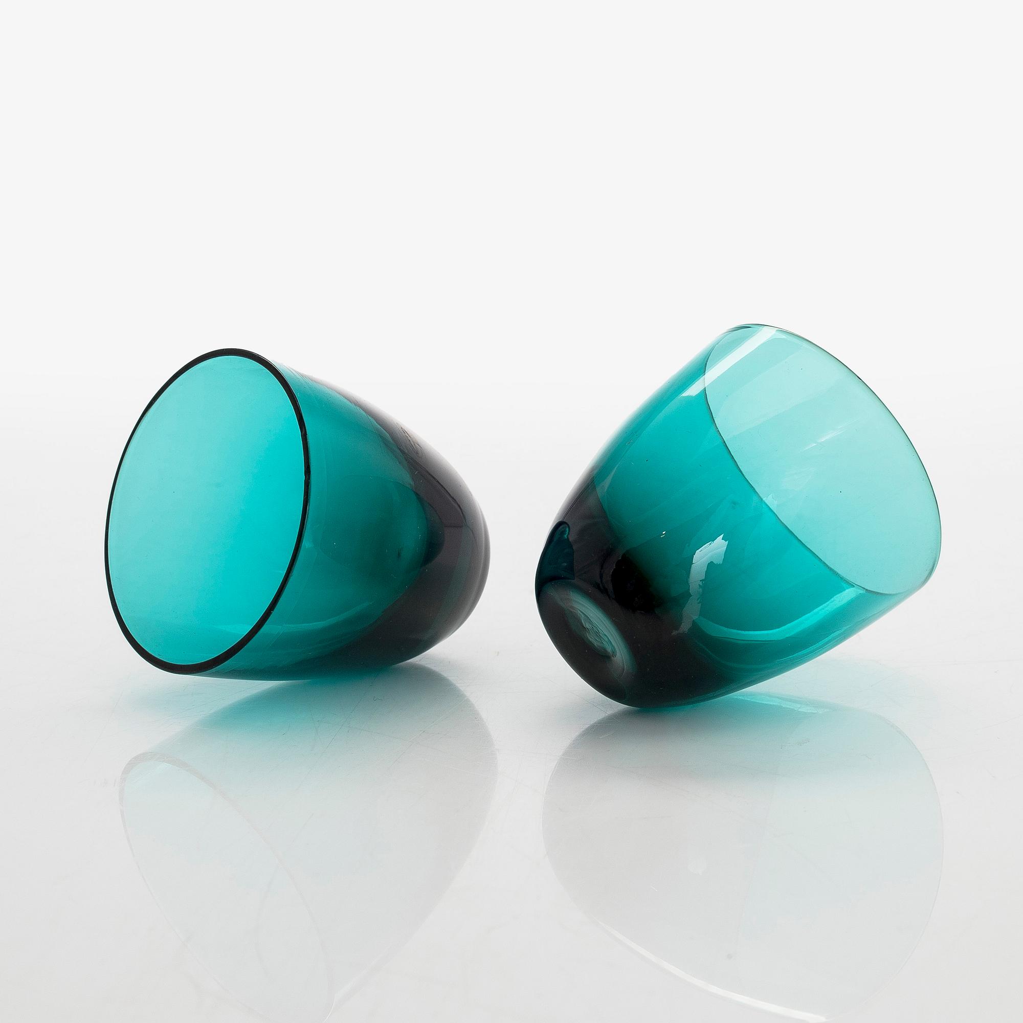 Nanny Still,  9 + 6drinking glasses, and a jug, model T/335, "Nukkumatti", Riihimäen Lasi.