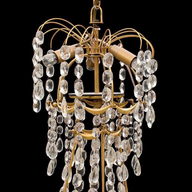 LJUSKRONA med prismor. 1900-talets första hälft .