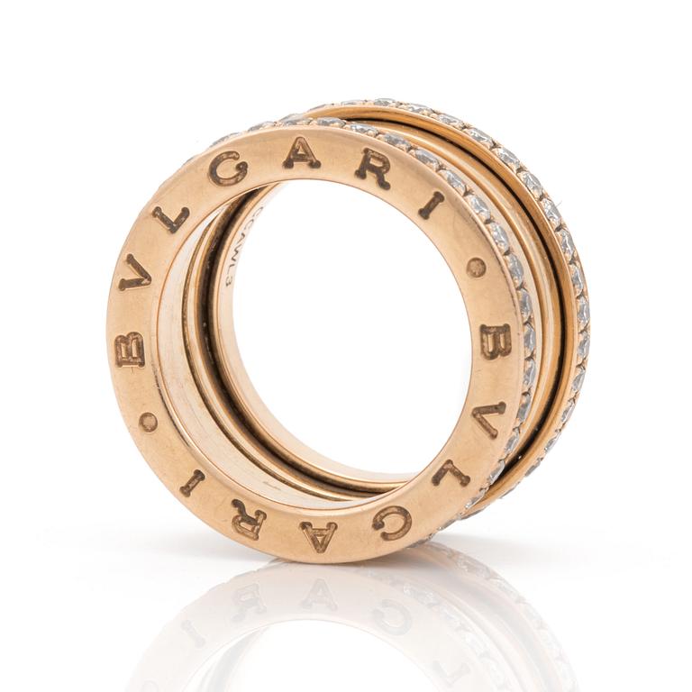 RING, Bulgari "B-Zero" med briljantslipade diamanter, totalt ca 1.56 ct.