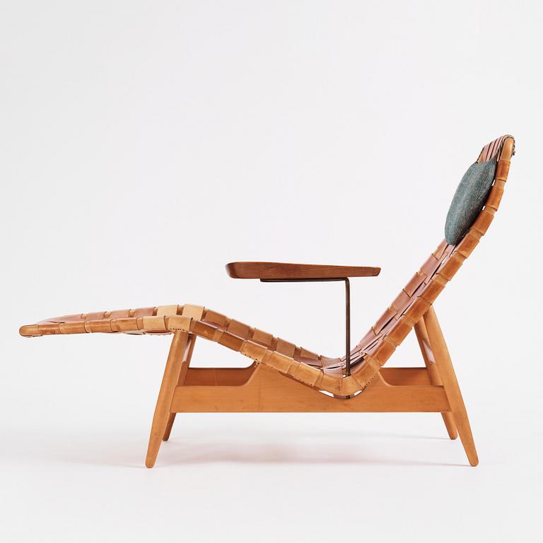 Arne Vodder, a natural brown leather lounge chair, Bovirke, Denmark 1950s.