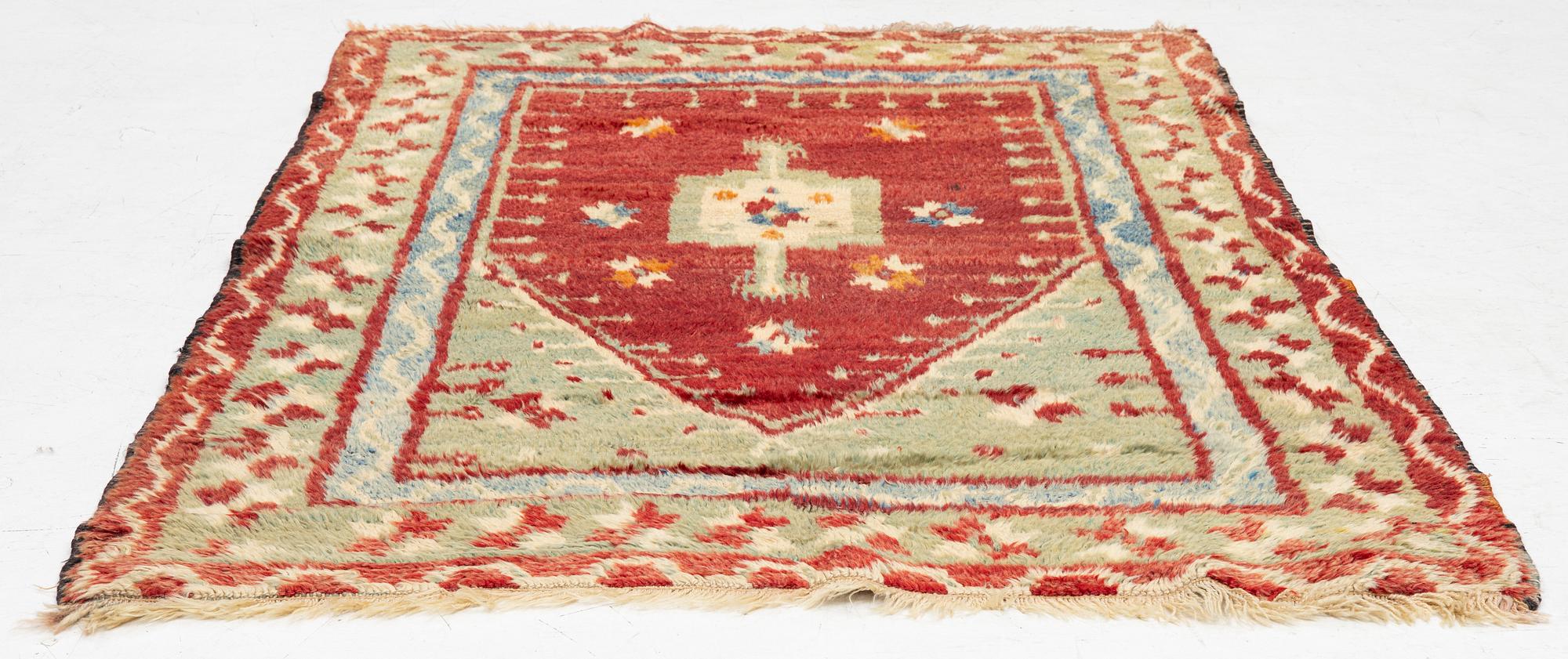 A Tulu rug, central Anatolia, c. 156 x 110 cm.