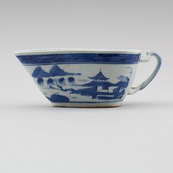 SÅSSKÅL, porslin, Kina, 1800-tal.